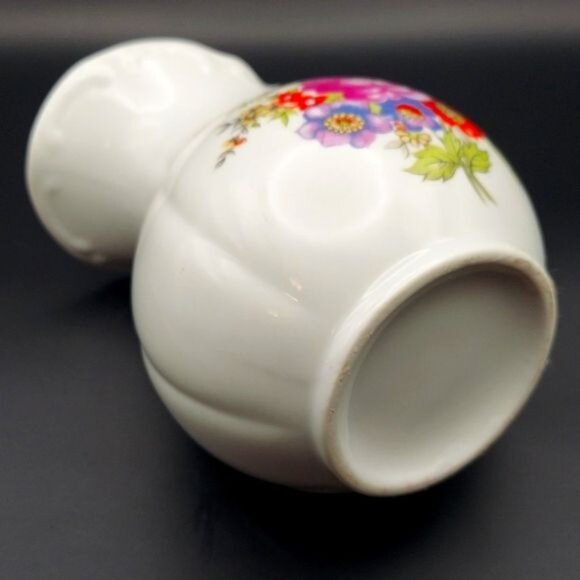 Vintage Ceramic Floral Spray Juice Milk Pitcher Creamer Gold Trim Victorian - Picture 4 of 6